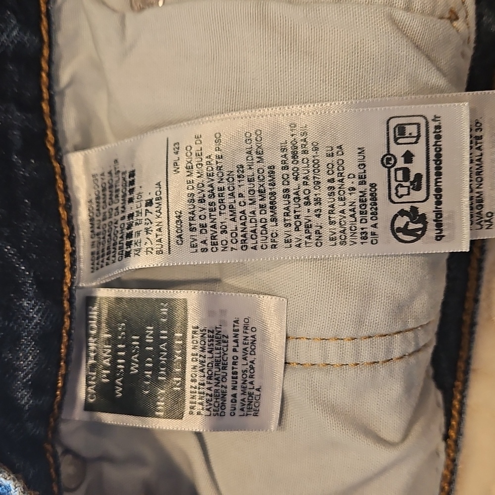 Levi 501 Blue Distressed Jean Shorts - Picture 9 of 9